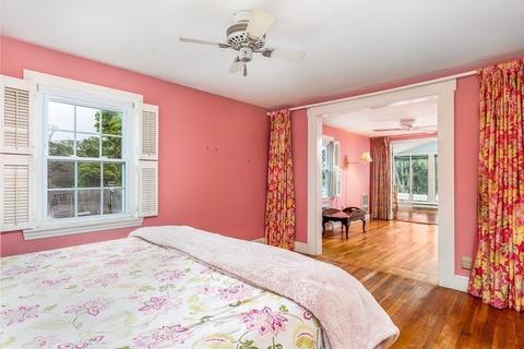 41 Overlook Rd, Marblehead, MA 01945 photo 17