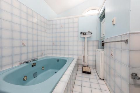 41 Overlook Rd, Marblehead, MA 01945 photo 16
