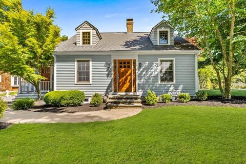 10 Coolidge Ave, Hingham, MA 02043 photo 1