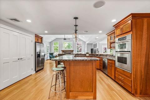10 Coolidge Ave, Hingham, MA 02043 photo 4