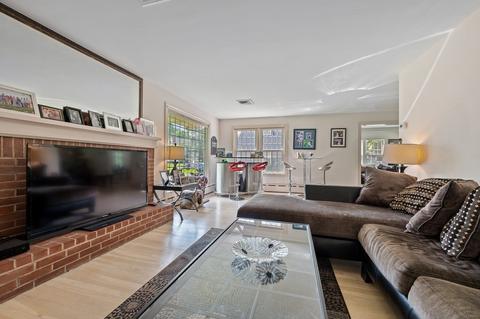 38 Colonial Rd, Needham, MA 02492 photo 6
