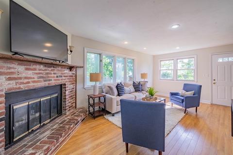122 Parker St, Maynard, MA 01754 photo 4