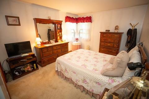 5 Phyllis Dr, Randolph, MA 02368 photo 13