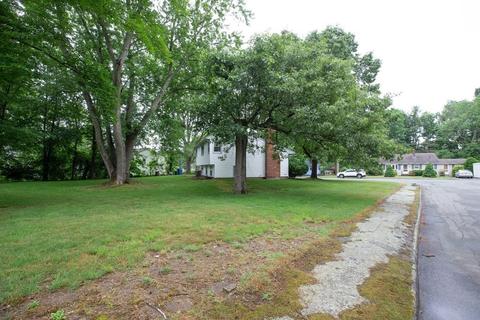 5 Phyllis Dr, Randolph, MA 02368 photo 8