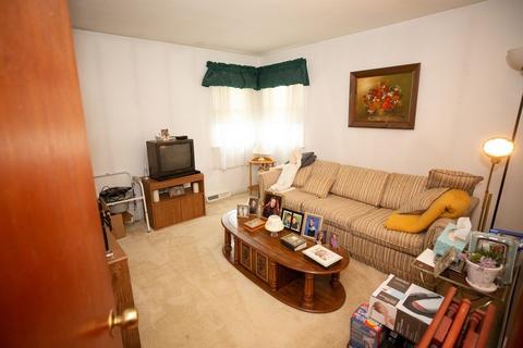 5 Phyllis Dr, Randolph, MA 02368 photo 16