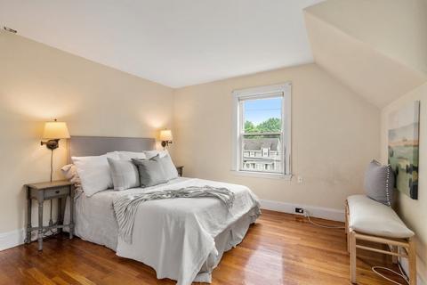 87 Hillside Ave, Needham, MA 02494 photo 24