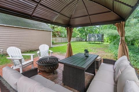 87 Hillside Ave, Needham, MA 02494 photo 33