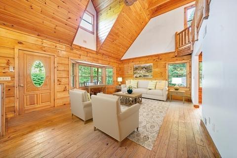 285 River Rd, Hudson, MA 01749 photo 1