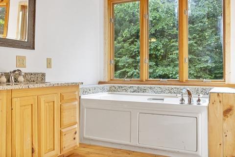 285 River Rd, Hudson, MA 01749 photo 9