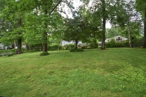 141 Louis Rd, Springfield, MA 01118 photo 32