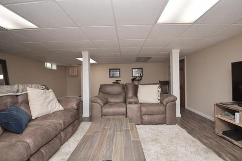 141 Louis Rd, Springfield, MA 01118 photo 21