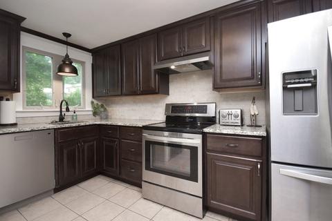 141 Louis Rd, Springfield, MA 01118 photo 10