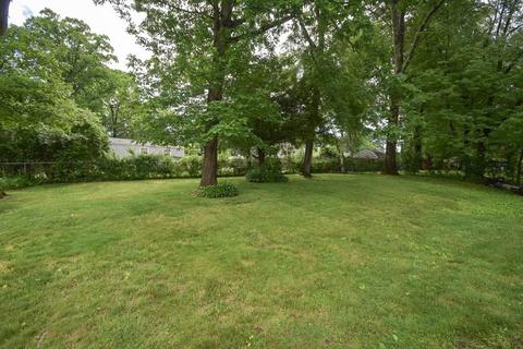 141 Louis Rd, Springfield, MA 01118 photo 27