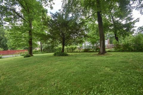 141 Louis Rd, Springfield, MA 01118 photo 31