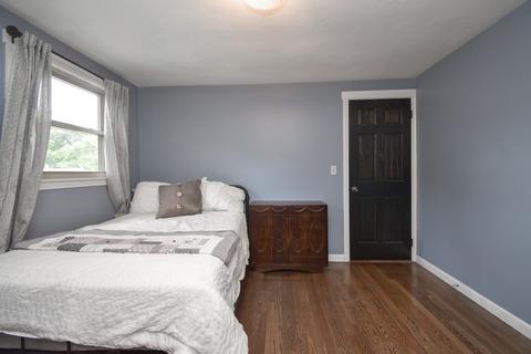 141 Louis Rd, Springfield, MA 01118 photo 14