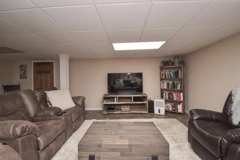 141 Louis Rd, Springfield, MA 01118 photo 20