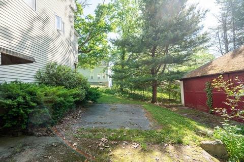 105 Clover St, Worcester, MA 01603 photo 25