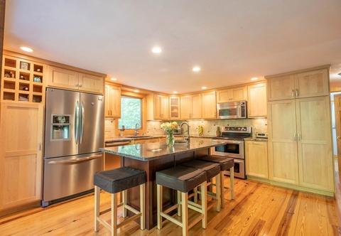 132 Whitins Rd, Sutton, MA 01590 photo 16