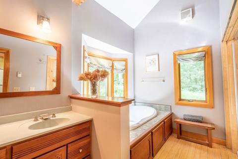 132 Whitins Rd, Sutton, MA 01590 photo 28