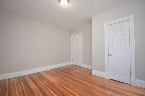 155 Hampden St, Chicopee, MA 01013 photo 17