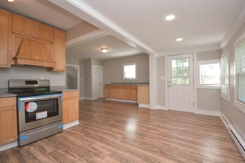 155 Hampden St, Chicopee, MA 01013 photo 7