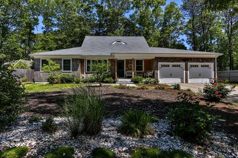 185 Captains Row, Mashpee, MA 02649 photo 1