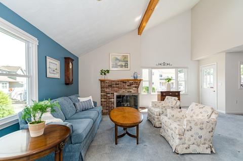 3 Carnation Cir #B, Reading, MA 01867 photo 2
