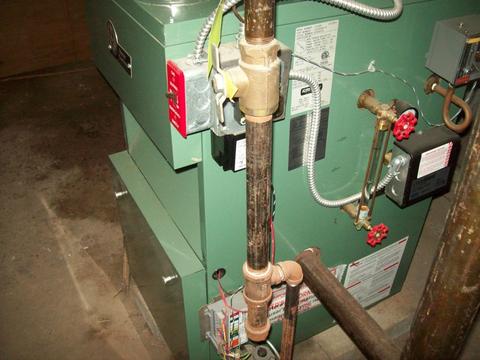 439 Middle St, Fall River, MA 02721 photo 3