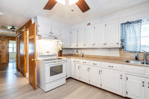 33 Glenmore St, Springfield, MA 01119 photo 18
