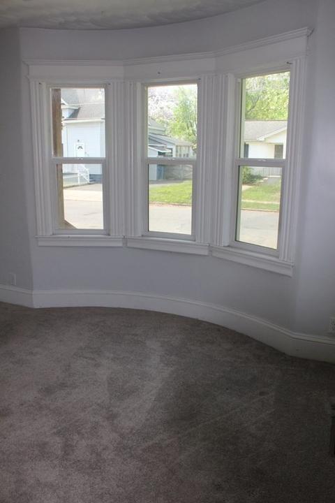 11-13 Lorimer St, Springfield, MA 01151 photo 17
