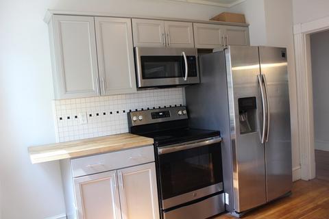 11-13 Lorimer St, Springfield, MA 01151 photo 8