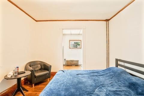 98 Dartmouth St, Everett, MA 02149 photo 14