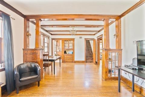 98 Dartmouth St, Everett, MA 02149 photo 4