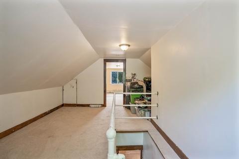 98 Dartmouth St, Everett, MA 02149 photo 21