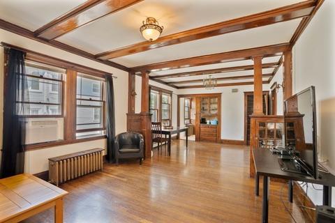 98 Dartmouth St, Everett, MA 02149 photo 3