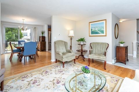 8 Heritage Path, Millis, MA 02054 photo 9