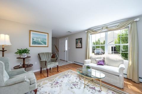 8 Heritage Path, Millis, MA 02054 photo 8