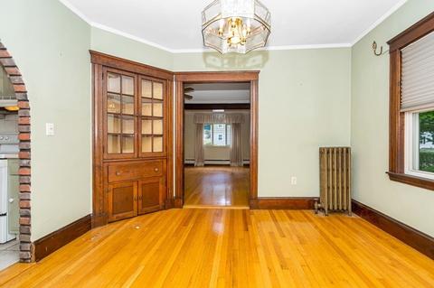 26 Willow St, Reading, MA 01867 photo 10