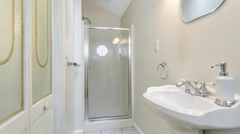 26 Willow St, Reading, MA 01867 photo 8