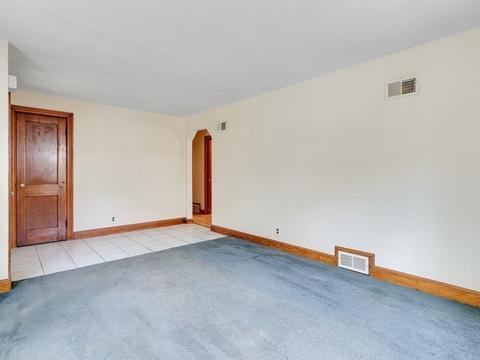 24 Pleasant St, Dedham, MA 02026 photo 5