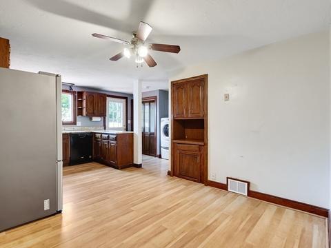 24 Pleasant St, Dedham, MA 02026 photo 6