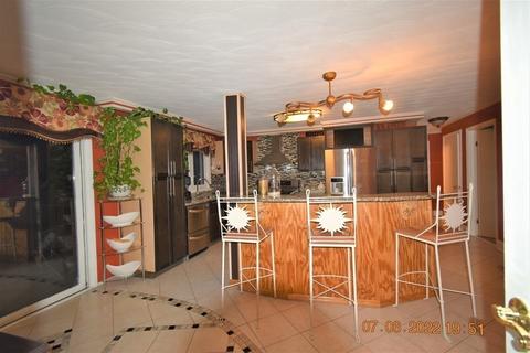 21 Radner St, Springfield, MA 01129 photo 23