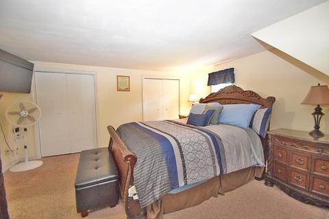 4 Maple Cir, Randolph, MA 02368 photo 19