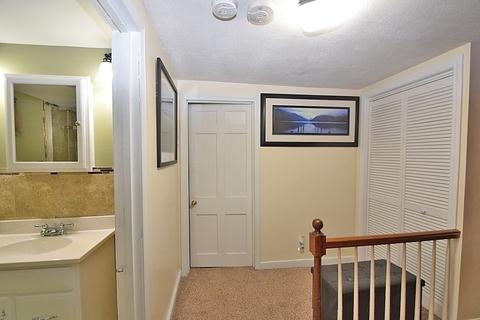 4 Maple Cir, Randolph, MA 02368 photo 33