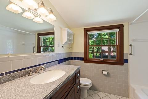 215 Chapman St, Canton, MA 02021 photo 12