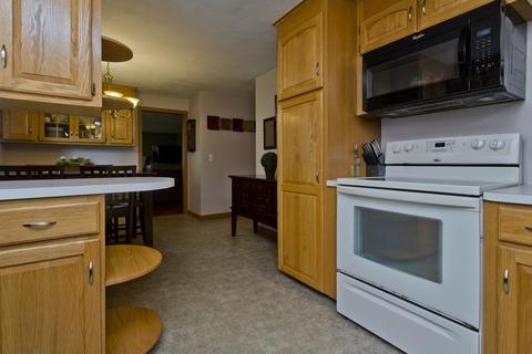 169 Forest Hills Rd, Springfield, MA 01128 photo 9