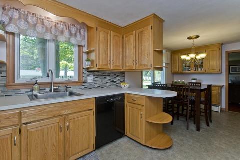 169 Forest Hills Rd, Springfield, MA 01128 photo 8