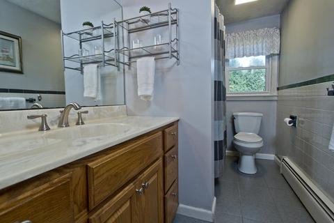 169 Forest Hills Rd, Springfield, MA 01128 photo 16