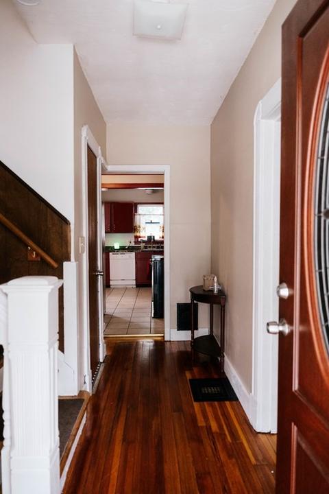 64 Lyndale St, Springfield, MA 01108 photo 4