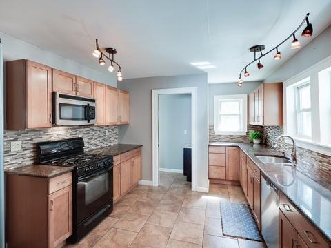110 Appleton St, Springfield, MA 01108 photo 4